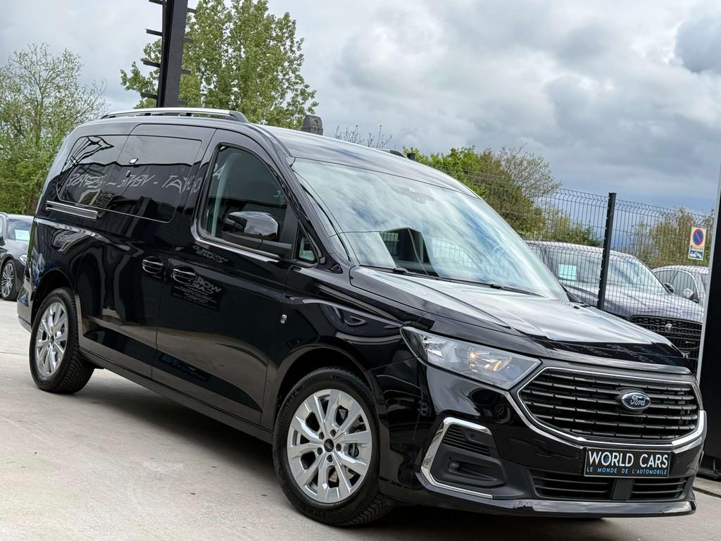 Ford Tourneo Connect 2.0 TITANIUM 7PLACES/ DISTRO/ LINE ASS/, Auto's, Ford, Zwart, 4 cilinders, Bedrijf, 5 deurs