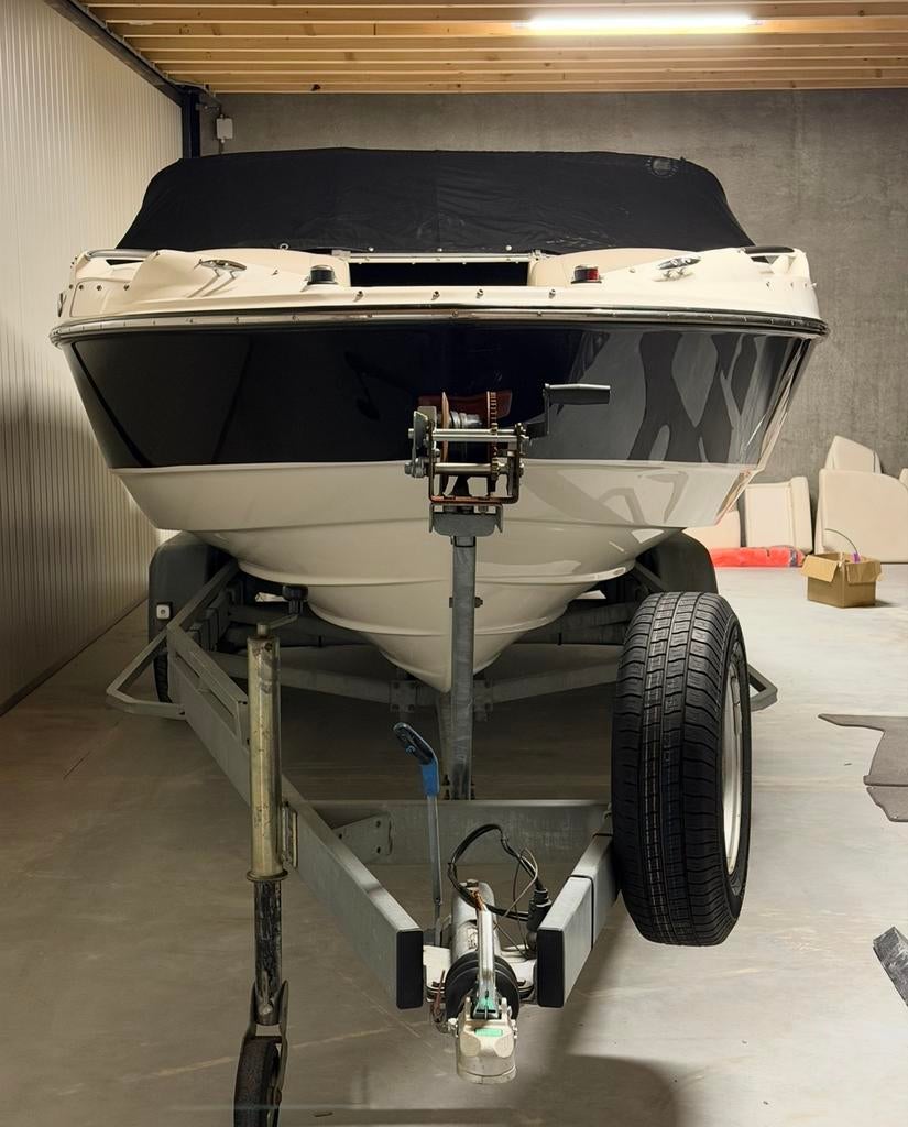 Te koop: Bayliner 215 V8 Bowrider, Ophalen, Zo goed als nieuw