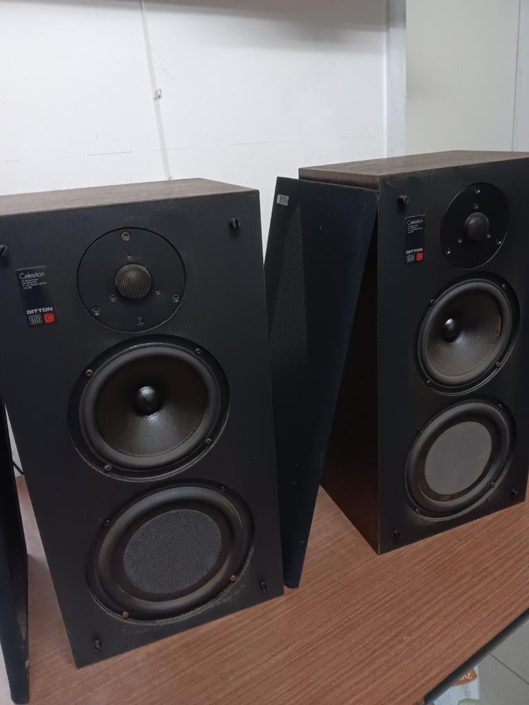 Celestion Ditton 150  , B&W, JBL, 60 à 120 watts, Enlèvement, Utilisé