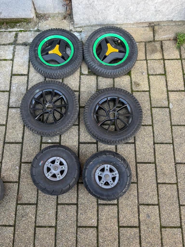 Roues chaise électriques 0️⃣4️⃣7️⃣2️⃣9️⃣8️⃣2️⃣7️⃣6️⃣6️⃣, Ophalen of Verzenden, Zo goed als nieuw