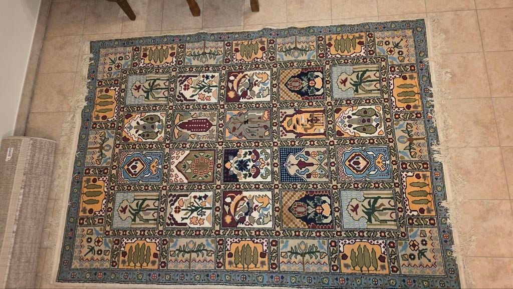 Prachtig kleurrijk tapijt 200x300 in zeer goede staat, Huis en Inrichting, Stoffering | Tapijten en Vloerkleden, Ophalen, Zo goed als nieuw