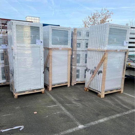 Destockage - Portes de services Pvc en stock à bas prix, Bricolage & Construction, Enlèvement ou Envoi, Neuf, Chambranle de porte
