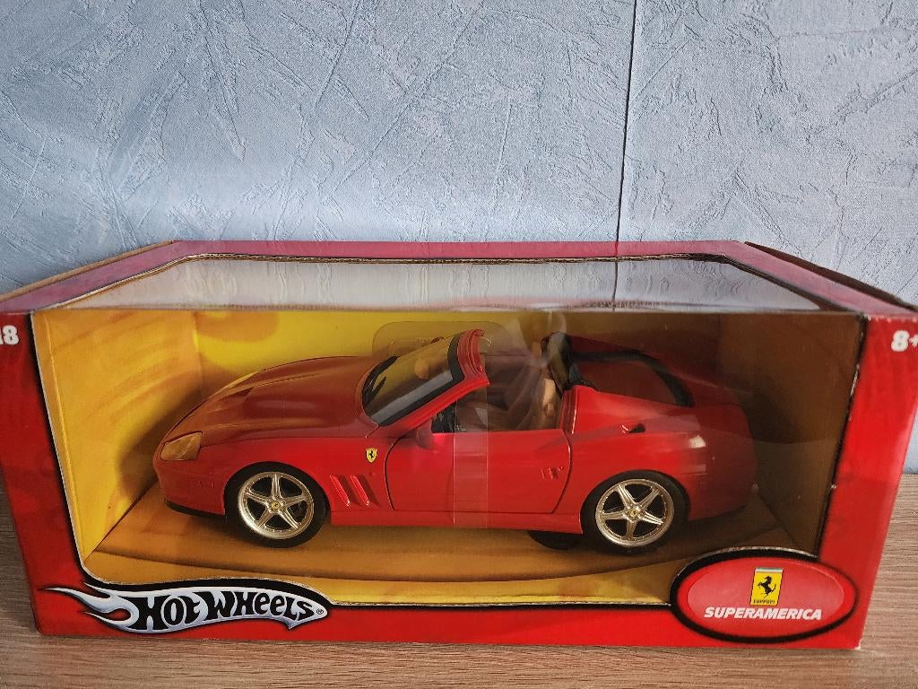 Ferrari 575 Superamerica 1/18, Hobby & Loisirs créatifs, Voitures miniatures | 1:18, Enlèvement, Neuf, Voiture, Hot Wheels