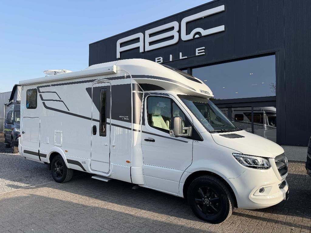 Hymer B-MC T 600 Whiteline - 2024 - 1 Jaar Garantie, Caravanes & Camping, Camping-cars, Réfrigérateur, Jusqu'à 4, Diesel, Automatique