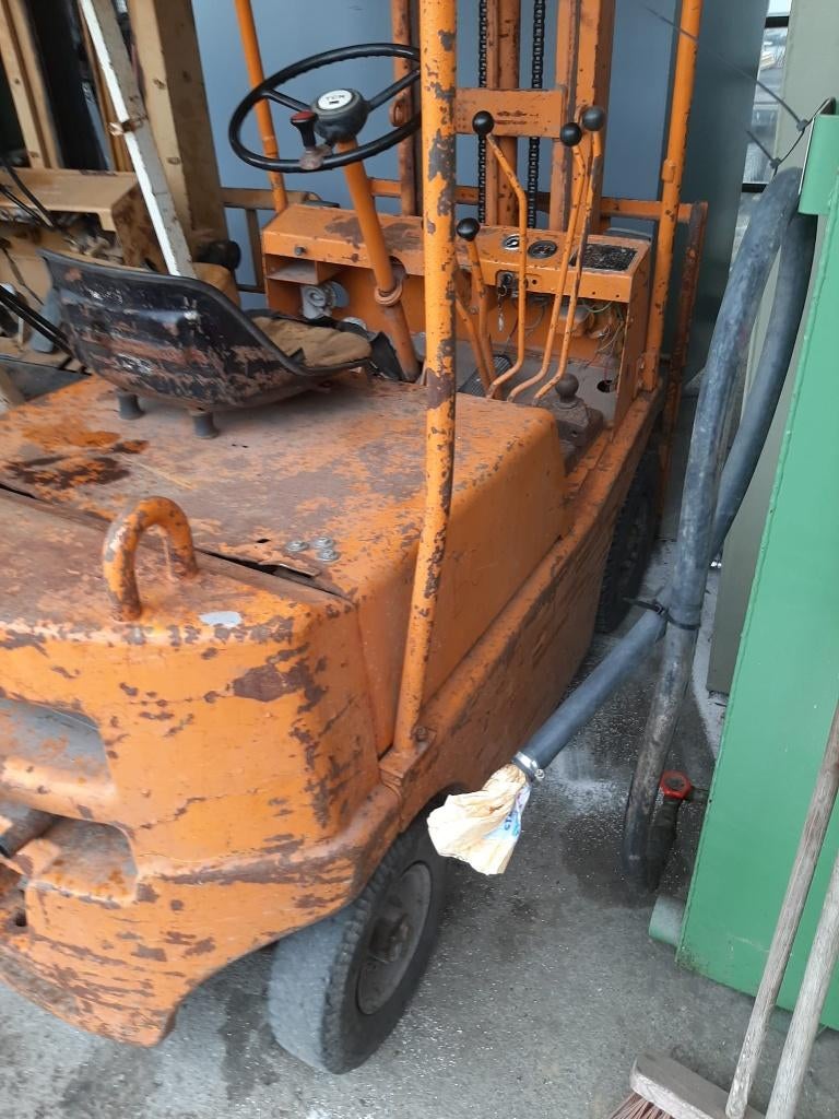 heftruck TCM 1000 kg benzine, Ophalen, Benzine, Heftruck