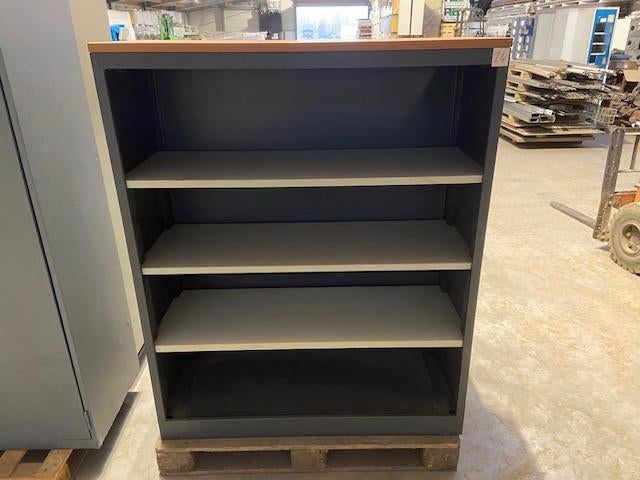 2 ARMOIRES POUR ATELIER, ABRI DE JARDIN, Enlèvement, Utilisé, Modern