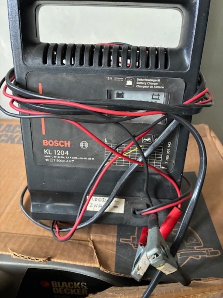 Bosch batterijlader KL1204, Ophalen, Gebruikt
