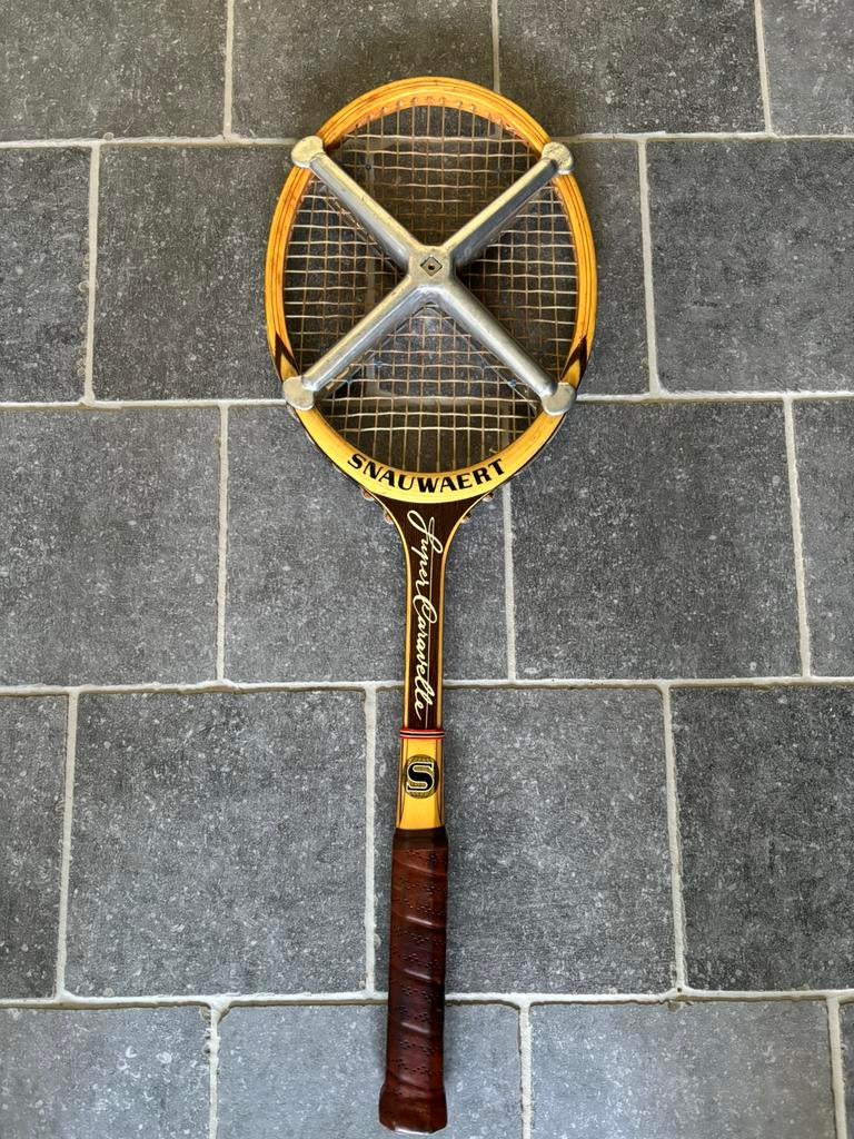 Tennis racket Snauwaert Super Caravelle - vintage retro, Sport en Fitness, Tennis, Ophalen, Zo goed als nieuw, Racket