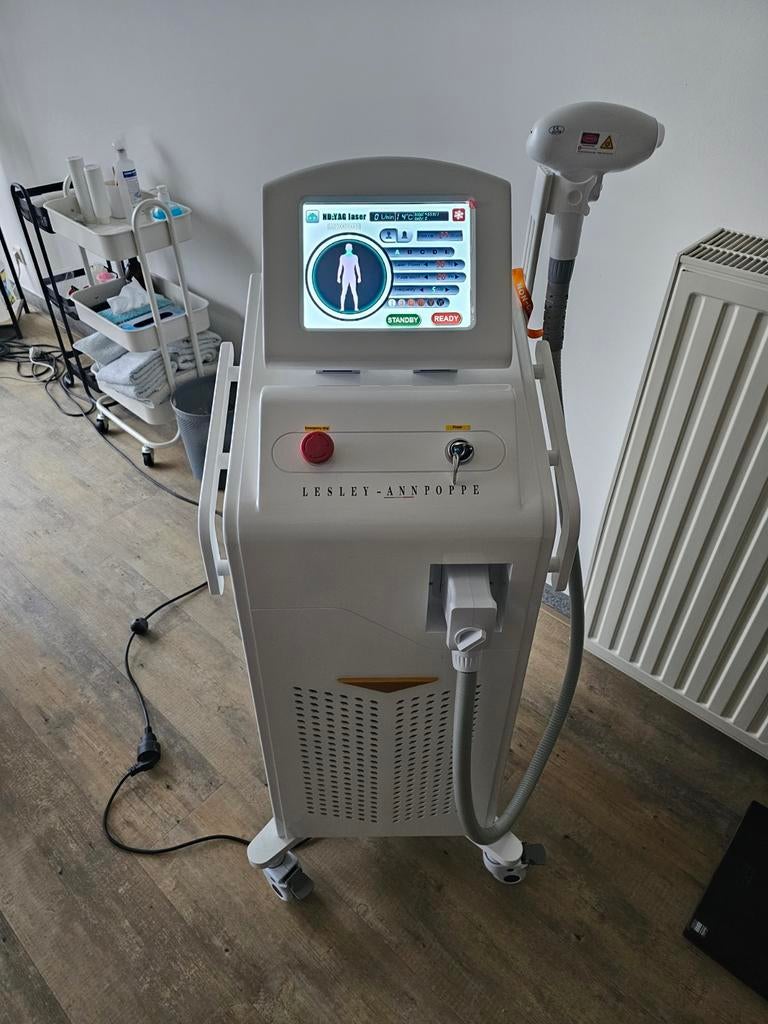 Alexandrite, Services & Professionnels, Manucure | Autre