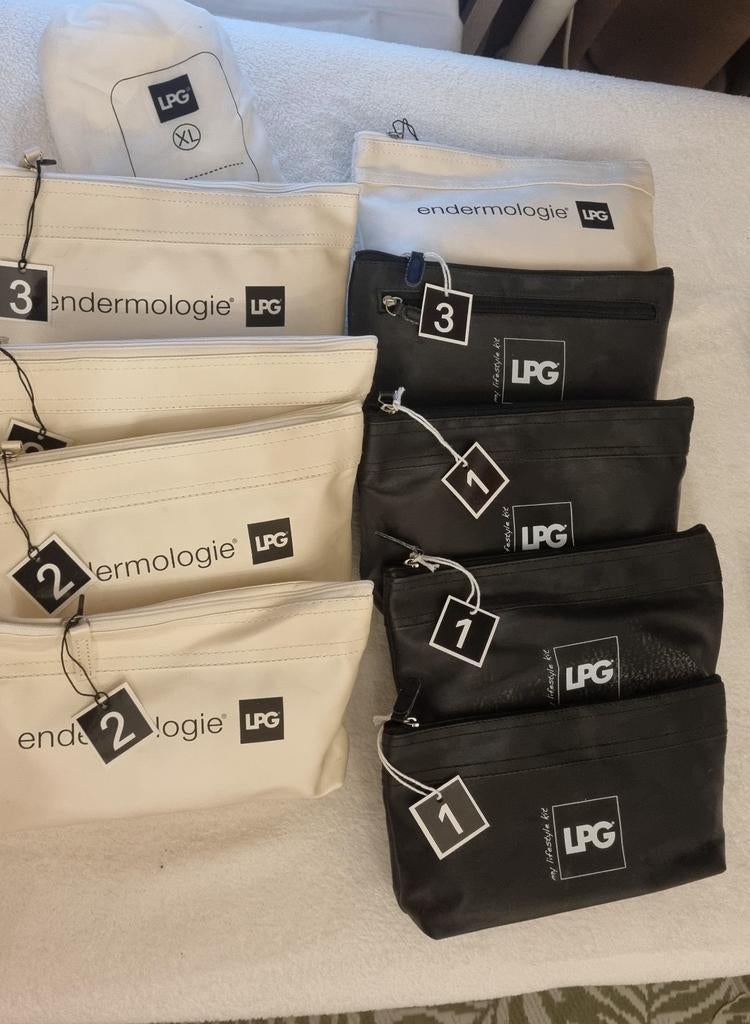 Combinaison  endermologie .