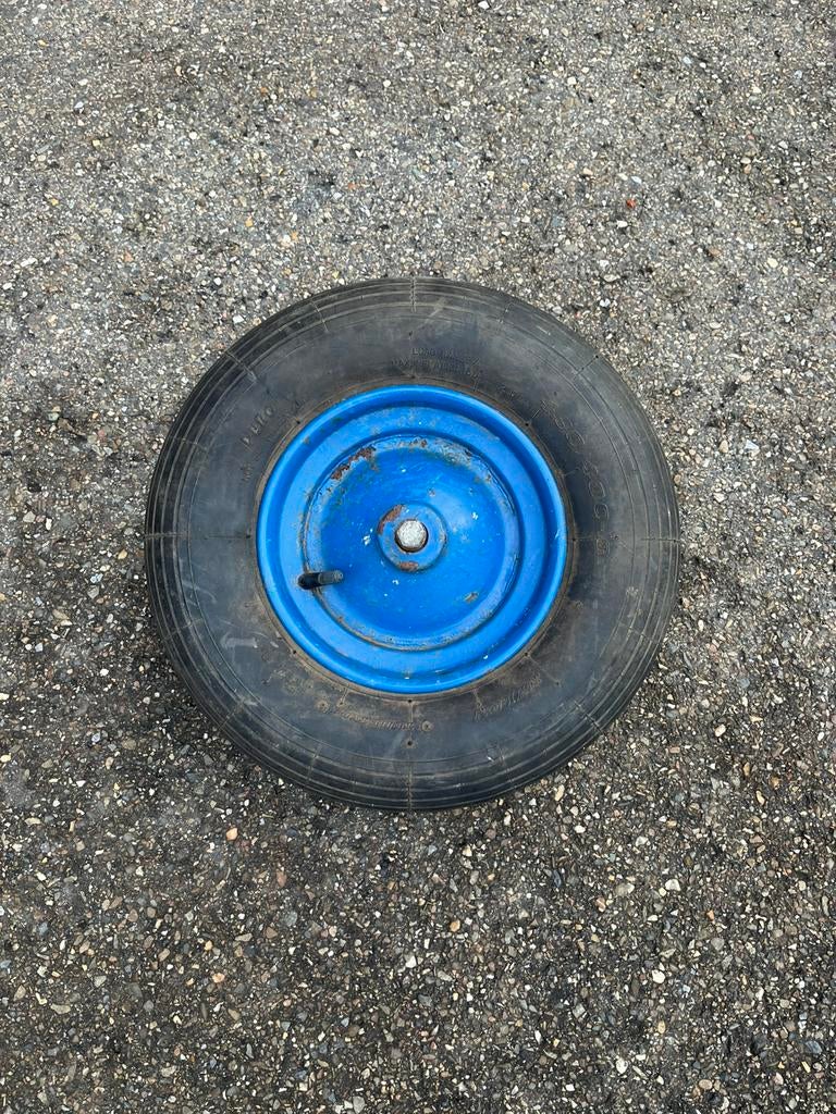 Kruiwagen wielen, Ophalen, Zo goed als nieuw