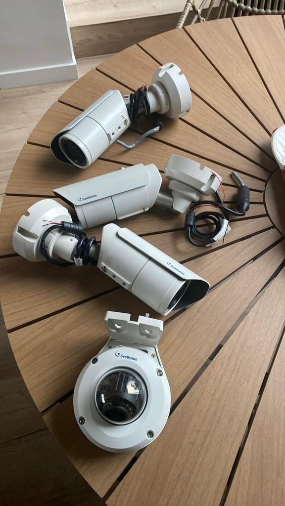 Bewakingscamera’s buiten en binnen met nachtzicht, Ophalen of Verzenden, Zo goed als nieuw