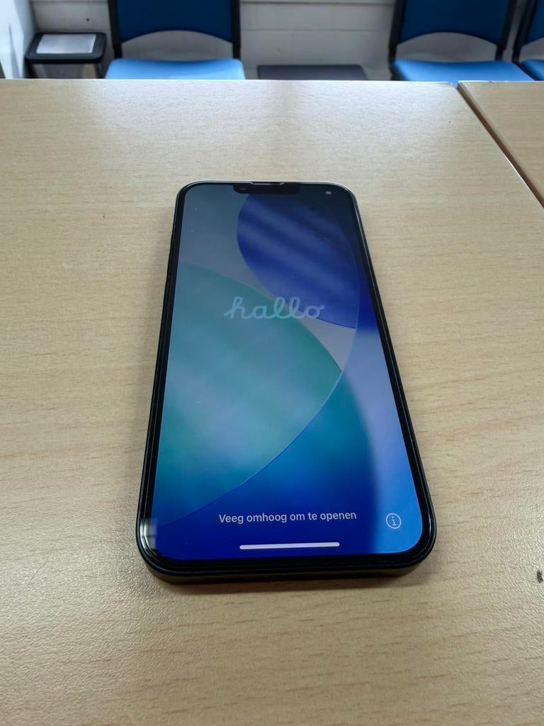 Iphone 13 bleu nuit excellent état 128G, Télécoms, Téléphonie mobile | Apple iPhone, Enlèvement ou Envoi, Comme neuf, Bleu, IPhone 13