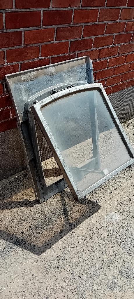 Dakraampje nostalgisch, Doe-het-zelf en Bouw, Glas en Ramen, Gebruikt, Dakraam, Ophalen