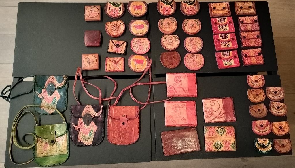 Lot lederen handgemaakte geldbeugels, uit India 45st= €15, Ophalen of Verzenden, Zo goed als nieuw, Leder