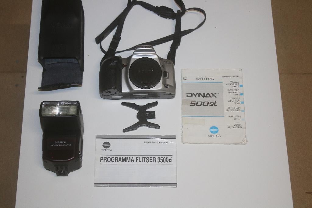 Minolta Dynax 500si analoge camera met extra flits !, Enlèvement ou Envoi, Utilisé, Reflex miroir, Minolta
