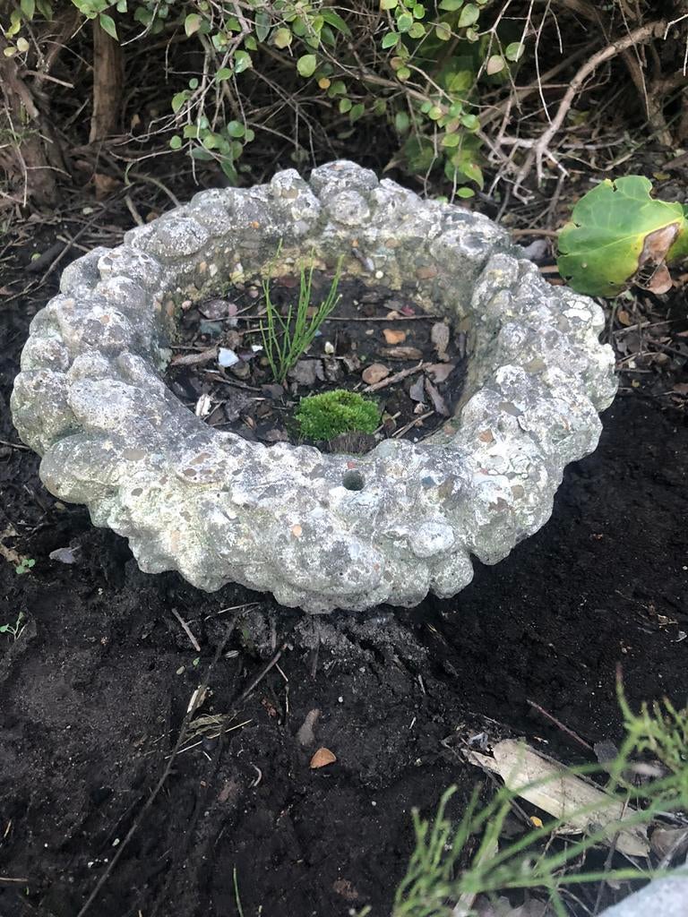 Vogel Drinkschaal in steen, Ophalen, Zo goed als nieuw