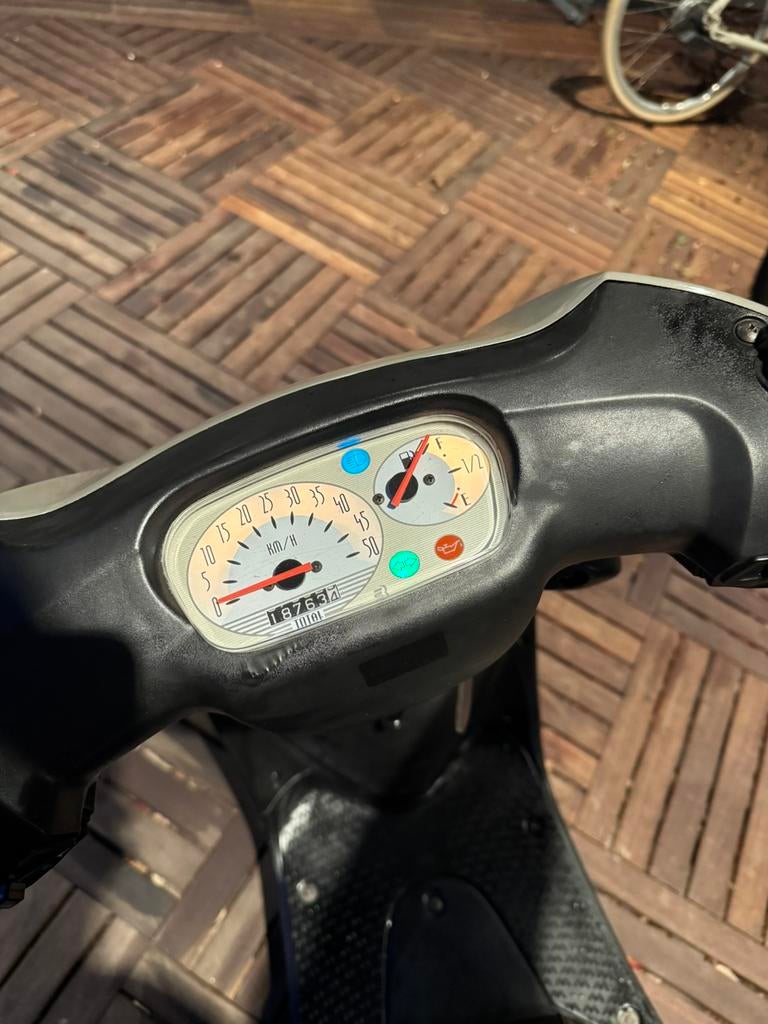 Le toit Yamaha Neos est bien entretenu sur NL Brom, Enlèvement ou Envoi, Comme neuf, Neo's