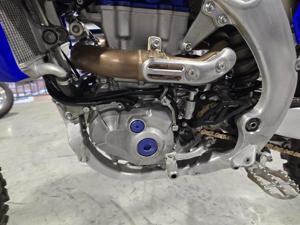 Yamaha YZ450F 2023 - foto 2