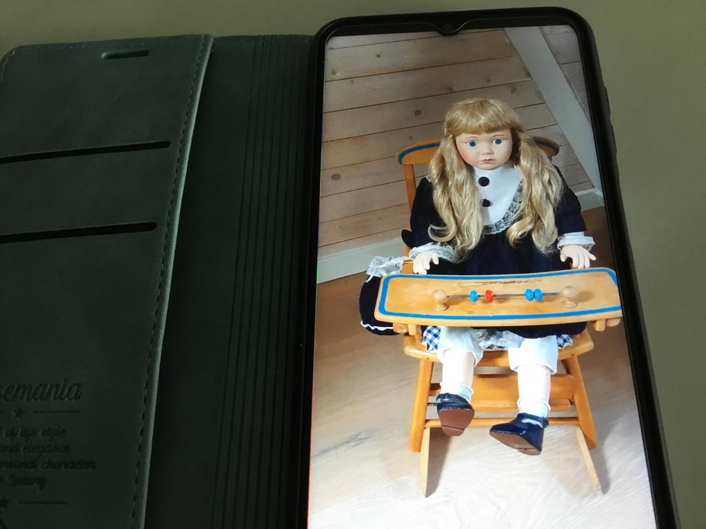 Porseleinen pop in zeer goede staat, Ophalen, Zo goed als nieuw