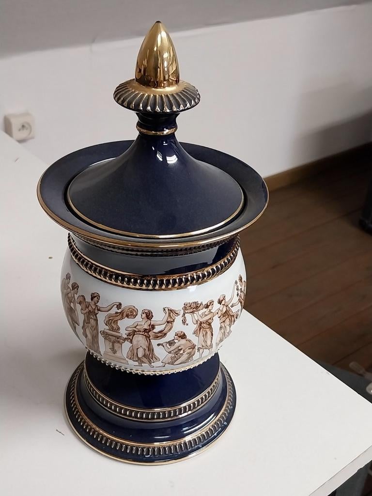 bonbonniere in italiaans porselein Fiorentina, Antiek en Kunst, Ophalen