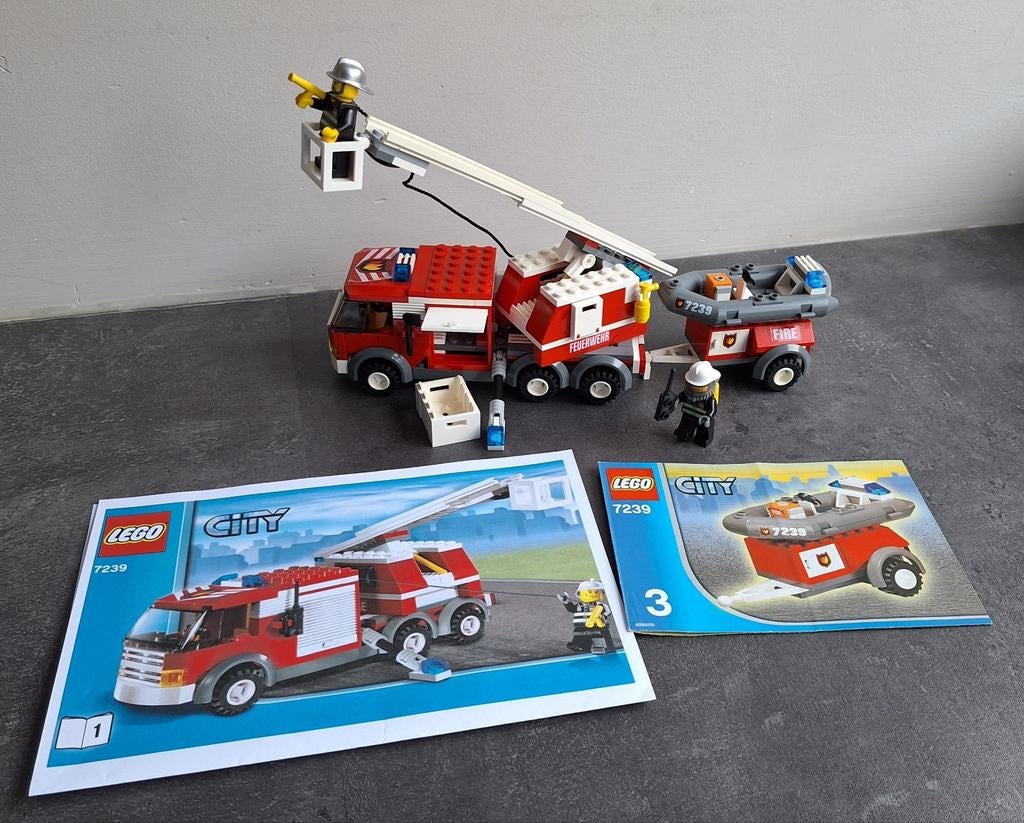Lego City 7239: BRANDWEERWAGENS, vrachtwagens, accessoires, Ophalen of Verzenden, Zo goed als nieuw, Complete set, Lego