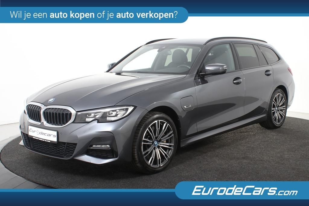 BMW 330e Touring xDrive M-Sport *1ste Eigenaar*Full Options*, Auto's, BMW, 4 cilinders, Leder, Bedrijf, 5 deurs