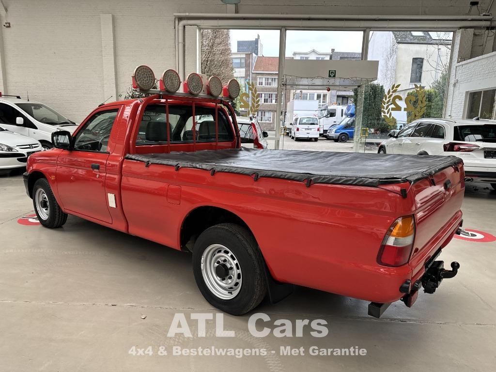 L200 | 51.000km | 1ste Eig | Ex Overheid | Trekhaak, Voorwielaandrijving, Stof, 4 cilinders, Bedrijf