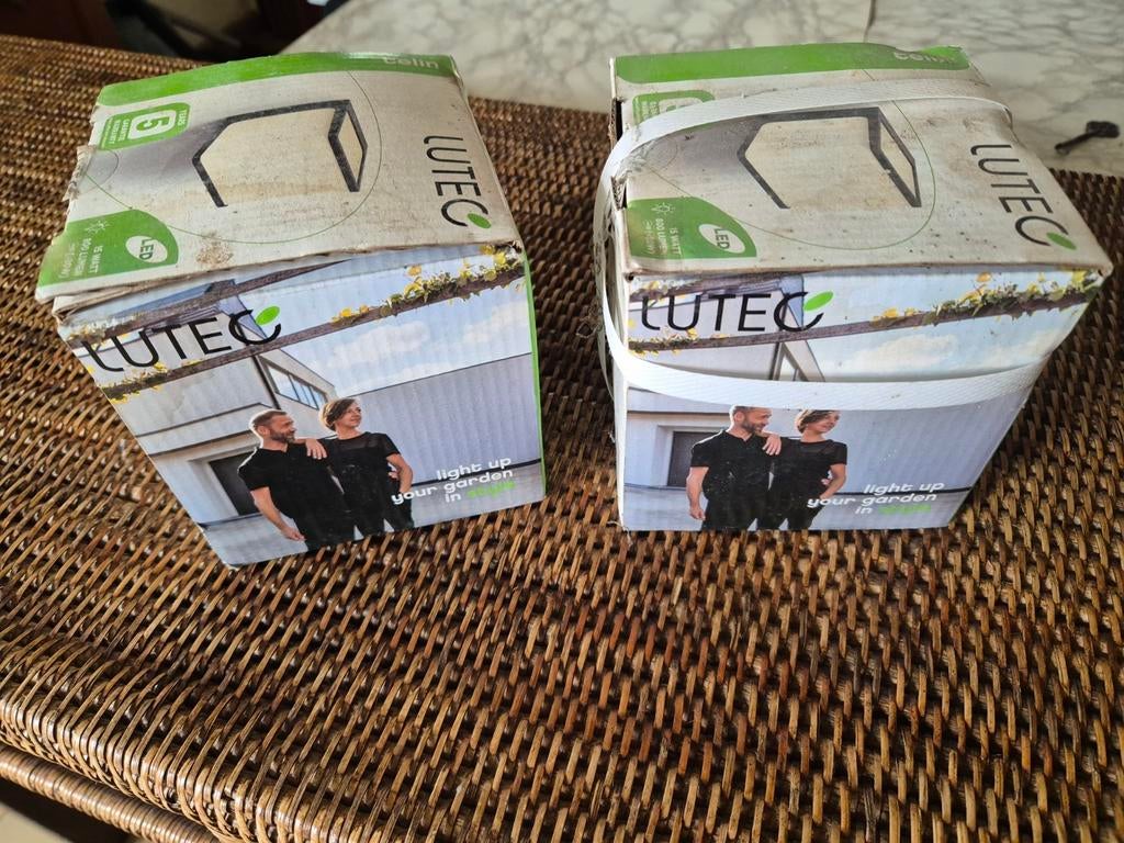 Lutec lampen twee stuks 10 eu in nieuwe staat, Huis en Inrichting, Ophalen of Verzenden, Zo goed als nieuw