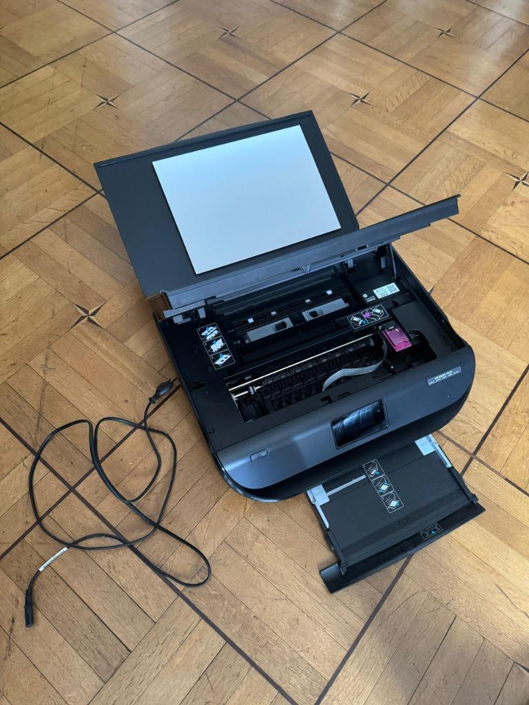 Imprimante hp envy 4520 en très bon état, Informatique & Logiciels, Imprimantes, Comme neuf, Imprimante, Imprimante à jet d'encre
