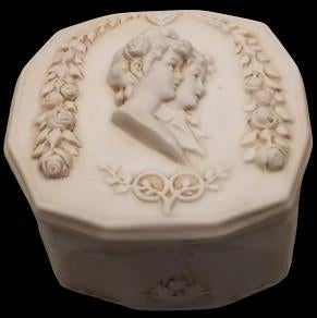 juwelendoos in bisquit., Ophalen of Verzenden