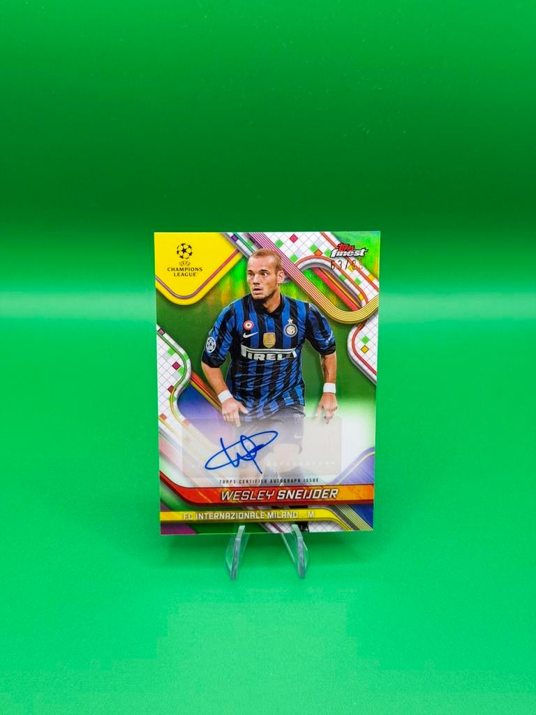 2024-25 Topps Finest UCC Wesley Sneijder Auto 63/99 #BA-WS, Ophalen of Verzenden