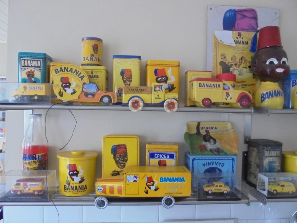 BANANIA... collectie.    78 Stukken, Ophalen, Nieuw