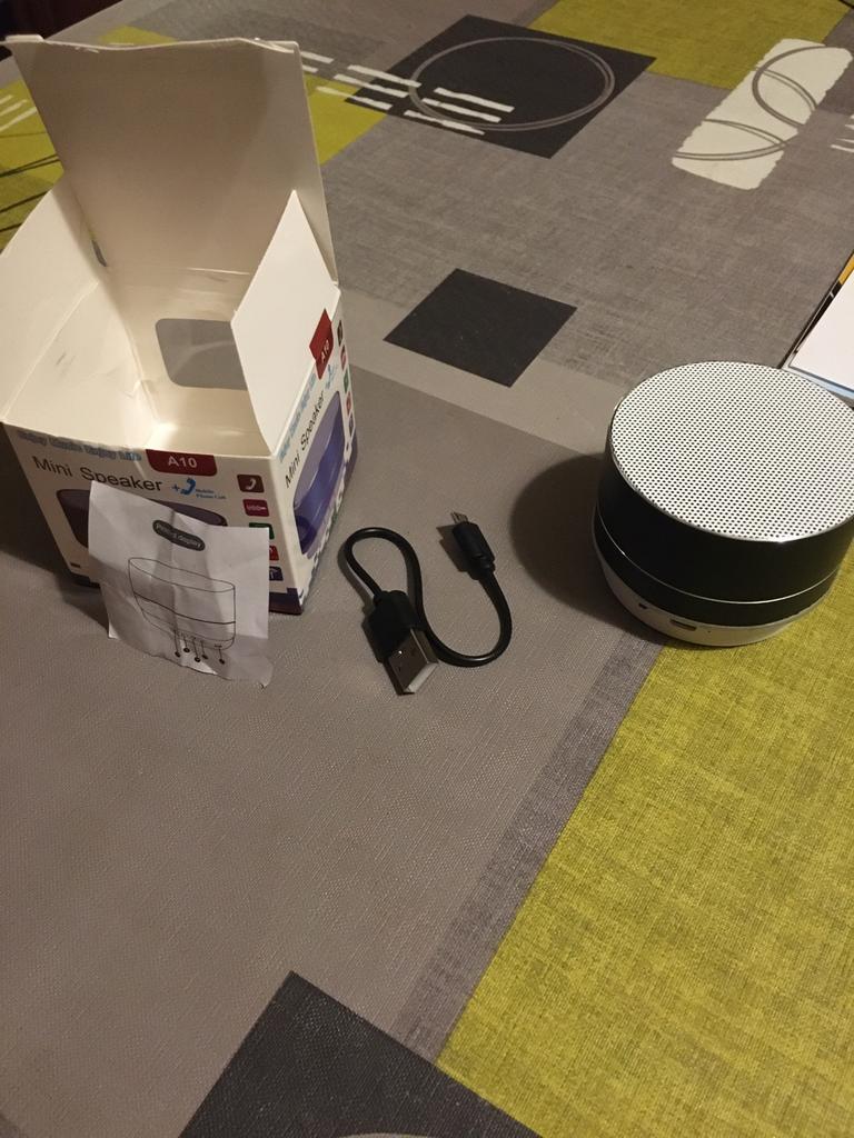 Nouvelle enceinte Bluetooth A10, Enlèvement ou Envoi, Neuf