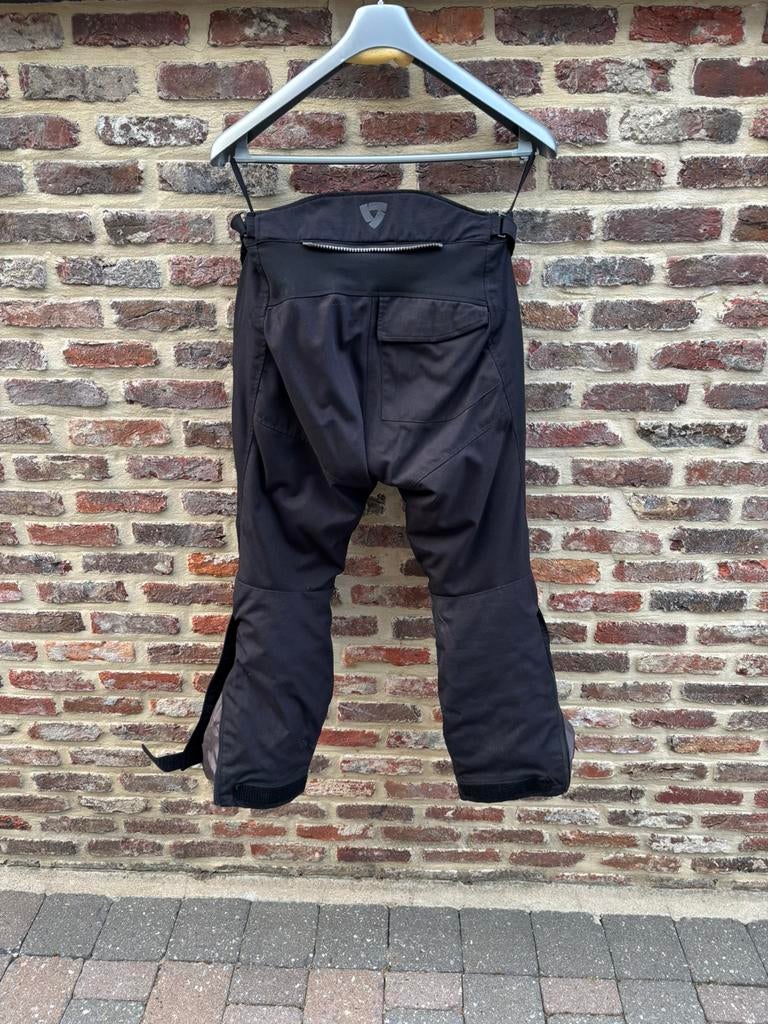 Pantalon de moto Revit taille M court, Motos, Femmes, Seconde main, Pantalon | textile, Enlèvement