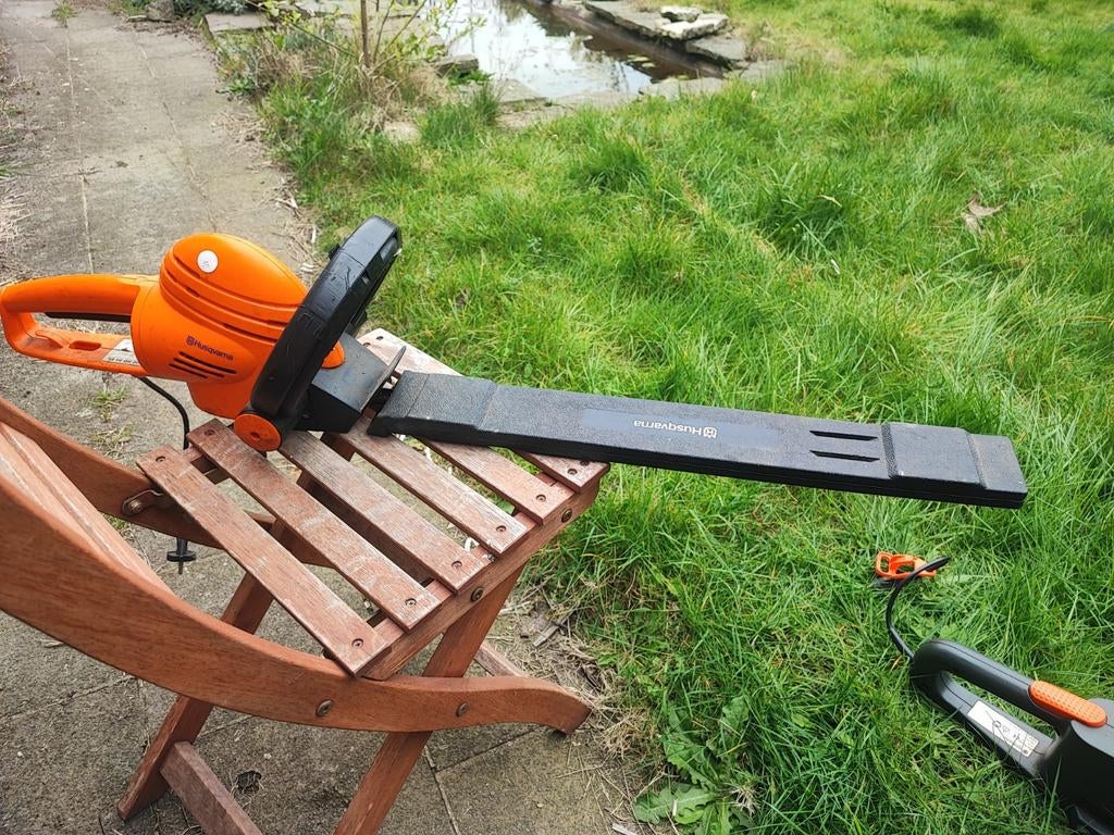 Heggenschaar, Ophalen