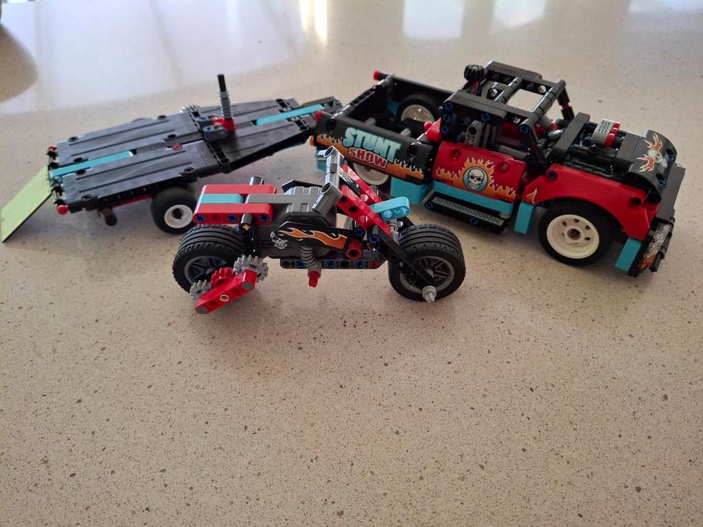 Lego Technic 42106 stunt show, Ophalen of Verzenden, Zo goed als nieuw, Lego, Technic