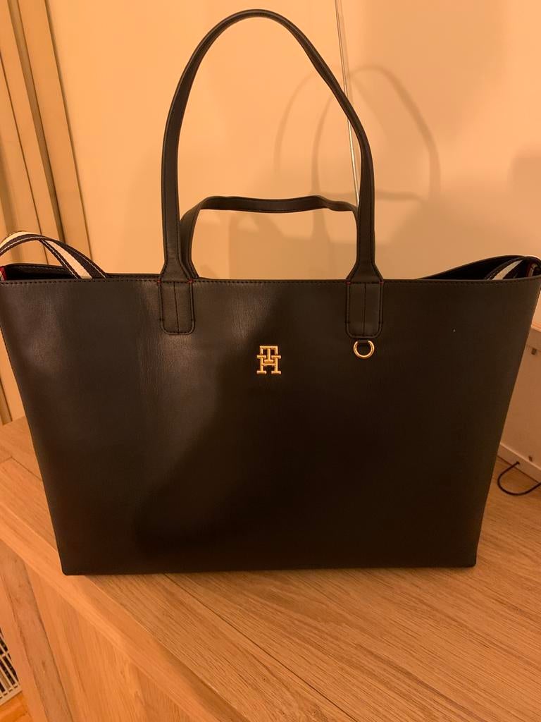 Sac à main Tote bag iconic Tommy Hilfiger bleu marine, Enlèvement, Comme neuf, Bleu, Sac à main