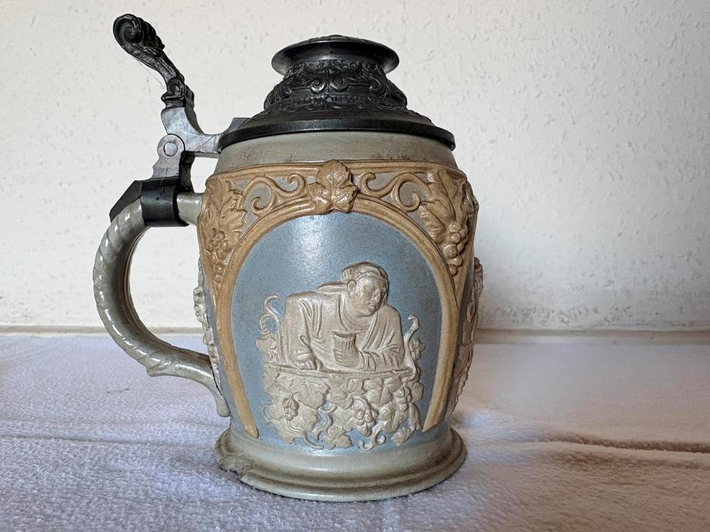 Chope a bière ancienne Villeroy et Boch Mettlach, Antiquités & Art, Envoi