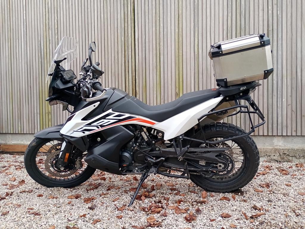 Ktm adventure 790