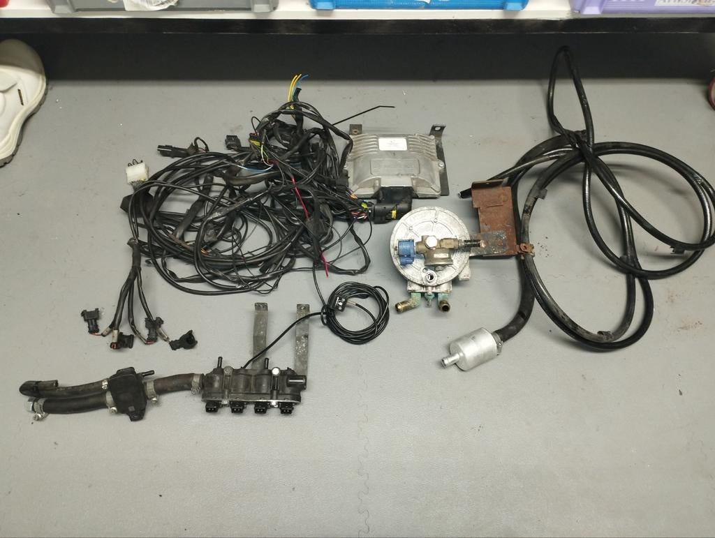 Installation complète LPG "I"  4 cyl LANDIRENZO OMEGAS, Enlèvement