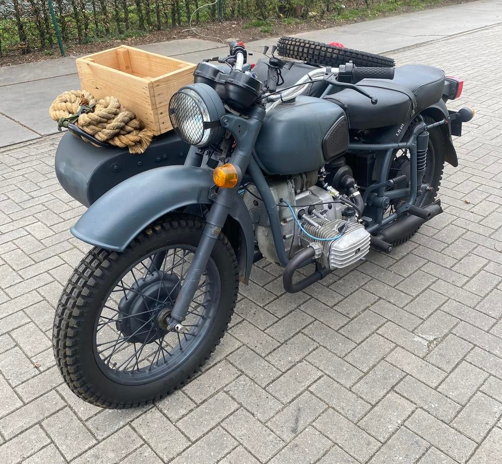 Zijspan Dnepr, Motoren, 2 cilinders, Overig, Minimaal motorrijbewijs A2, 12 t/m 35 kW