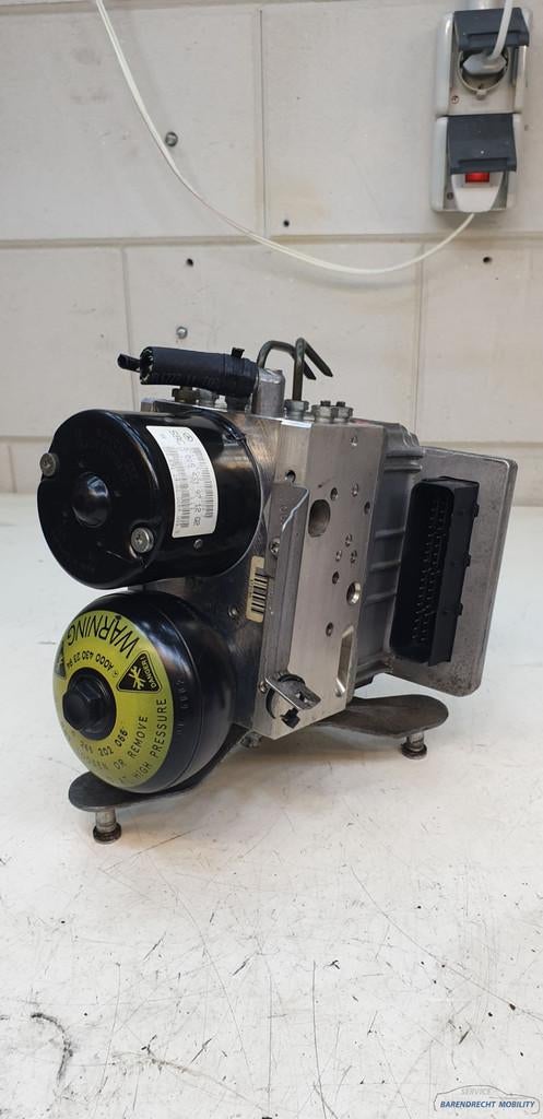 Pompe SBC W211 classe E Mercedes A0054319712 ABS original oc, Mercedes-Benz AG, Mercedes-Benz, Utilisé, Mercedesstrasse 120
70372  Stuttgart, DE