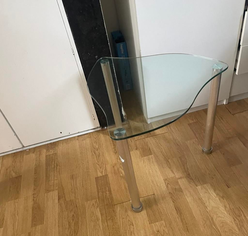 Table en verre 1 ou 2, Huis en Inrichting, Tafelonderdelen, Ophalen, Zo goed als nieuw, Glas