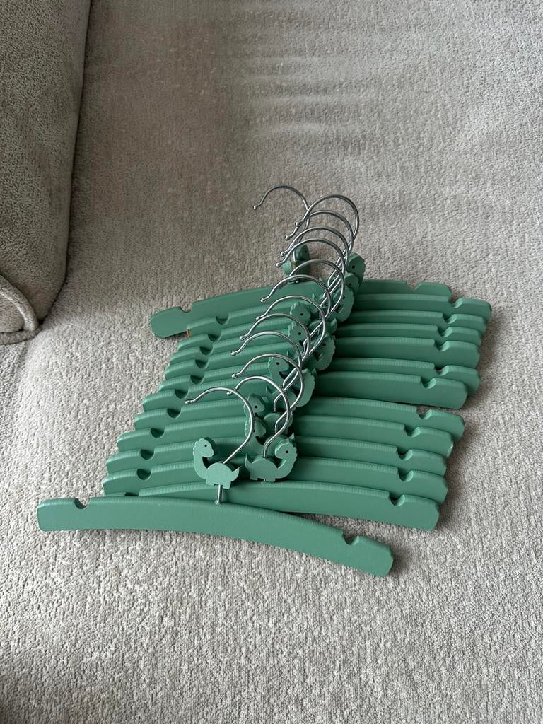 Dino kapstokken 14 stuks, Kleding | Dames, Kledinghangers, Ophalen, Zo goed als nieuw