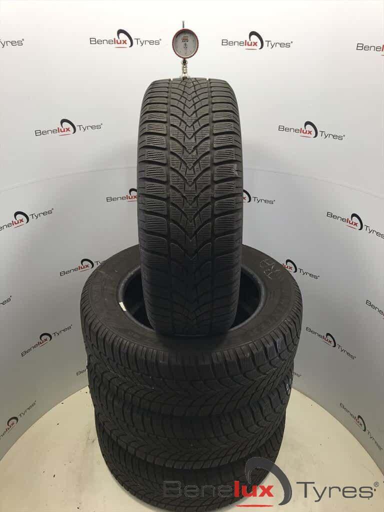 winter 205/60R16 92H DunlopSP Sport 4D 205/60 R16 205/60/16, Auto-onderdelen, Banden en Velgen, Ophalen, Gebruikt, -, Band(en)