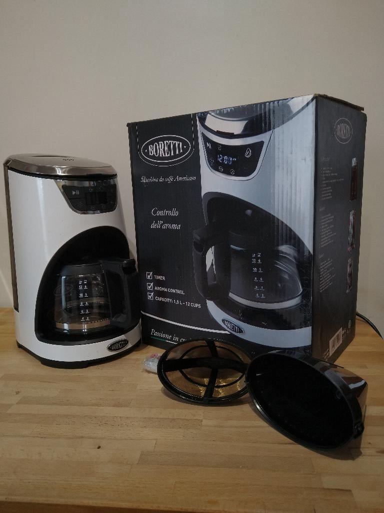 Cafetière électrique blanche Boretti modèle B412, Electroménager, Cafetières, Comme neuf, Café moulu, Cafetière, 10 tasses ou plus