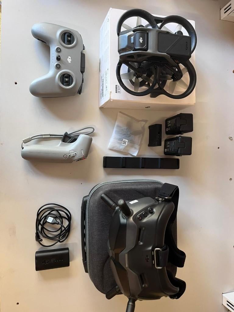 DJI Avata complete FPV set, Audio, Tv en Foto, Drones, Ophalen of Verzenden, Zo goed als nieuw, DJI