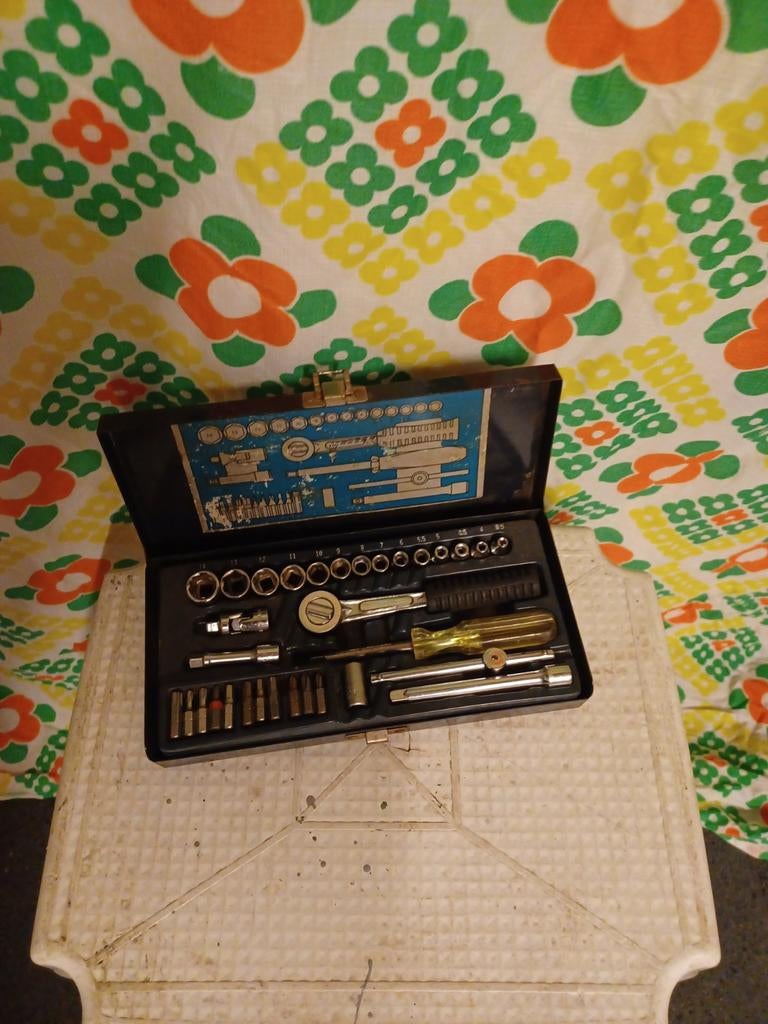 SET kleine dopsleutels compleet 3.5tot14 bits torx ster umbr, Ophalen