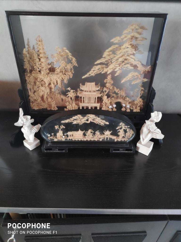 Chinees hand snijwerk., Antiek en Kunst, Ophalen of Verzenden